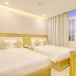 https://sea-castle-hotel.hotelsofhoian.com